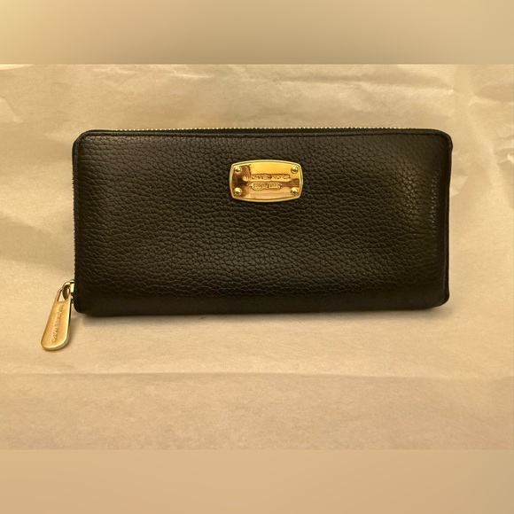 Michael Kors Jet Set Travel Continental Zip Around Wallet Large Black - Picture 1 of 6